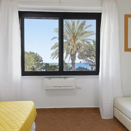 Giglio Di Mare 3*