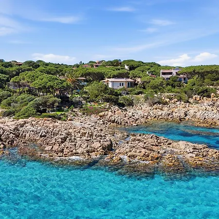 Giglio Di Mare Couette-café 3*