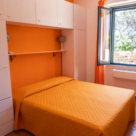 Giglio Di Mare Cala Liberotto