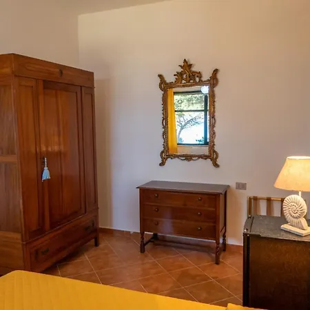 Giglio Di Mare Bed & Breakfast *
