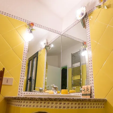 Giglio Di Mare Bed & Breakfast