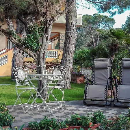 Bed & Breakfast Giglio Di Mare 3*